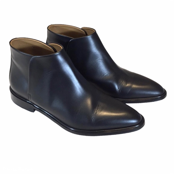 Everlane Shoes - Everlane The Modern Black Leather Ankle Boot 6